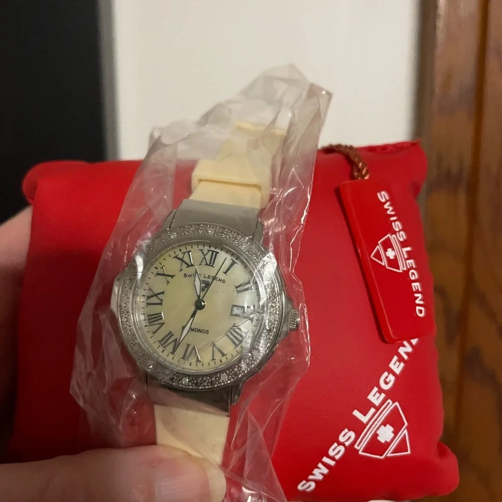 Swiss legend south beach diamond encrusted watch cream band nwt